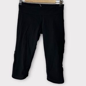Lululemon crop running leggings in black